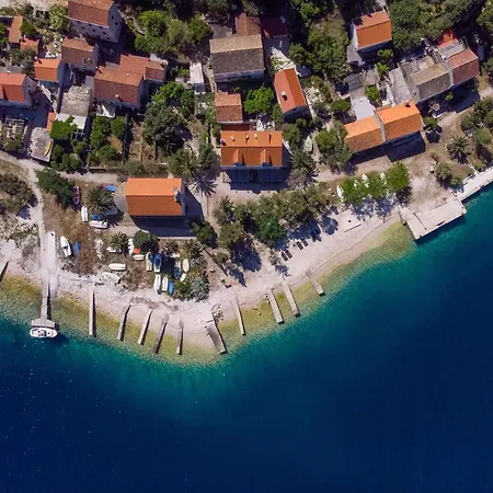 Vrnik Arts Club Oda ve Kahvaltı Korčula